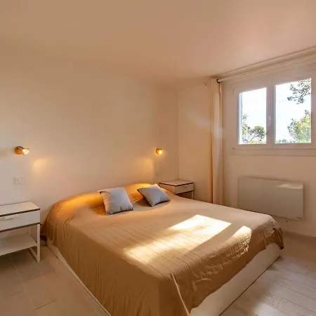 Mont Des Oiseaux By Interhome Hyères